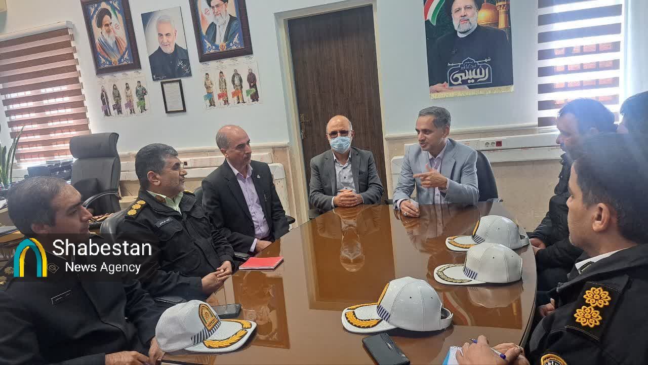 ورود بازرس کل قضائی استان کرمان به حل مشکل معطلی مردم در مراکز تعویض پلاک