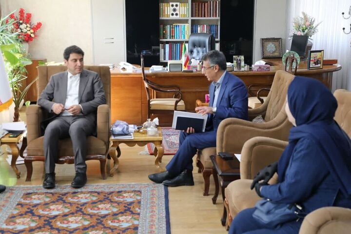 تأکید استاندار کردستان بر حفظ کرامت و پیگیری مطالبات بازنشستگان