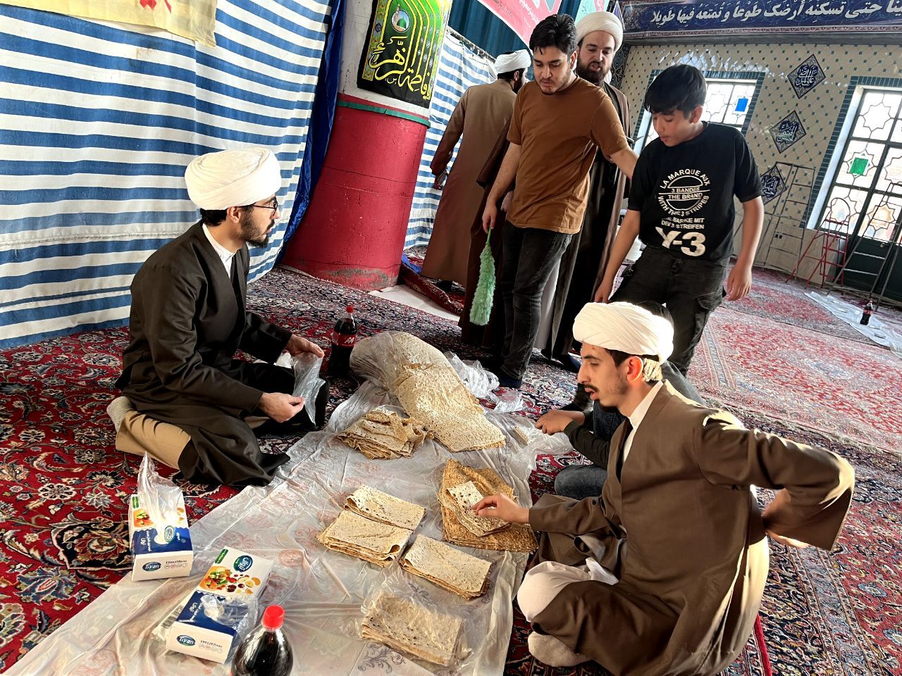 فعالیت تبلیغی گروه جهادی خدام الحجت در نورآباد با حضور ۱۸ روحانی