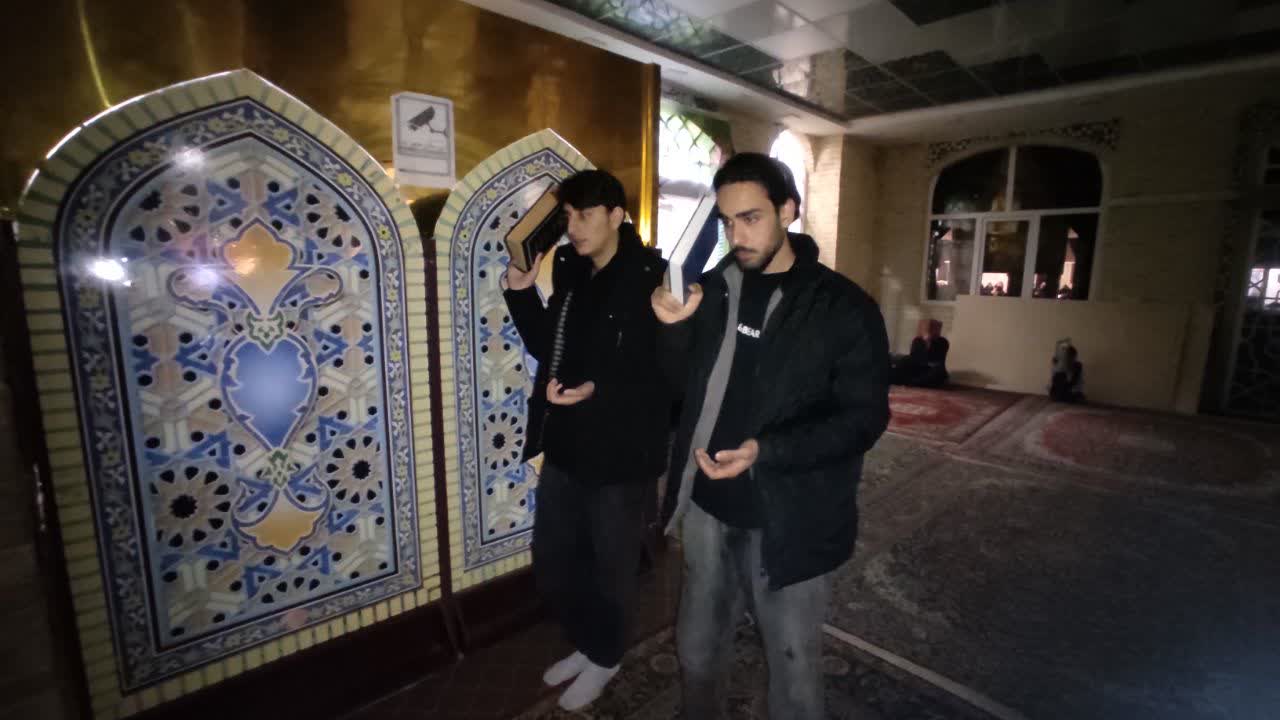 فرشتهها به زمین آمدند و دعاهایمان را به آسمان بردند