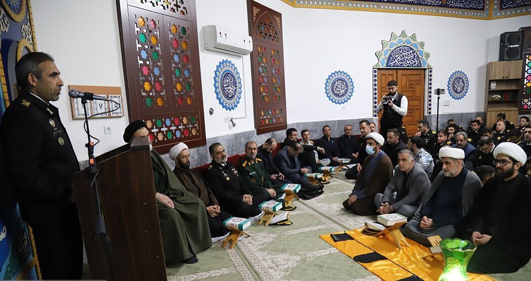 برپایی محفل انس با قرآن در دانشگاه علوم دریایی نوشهر