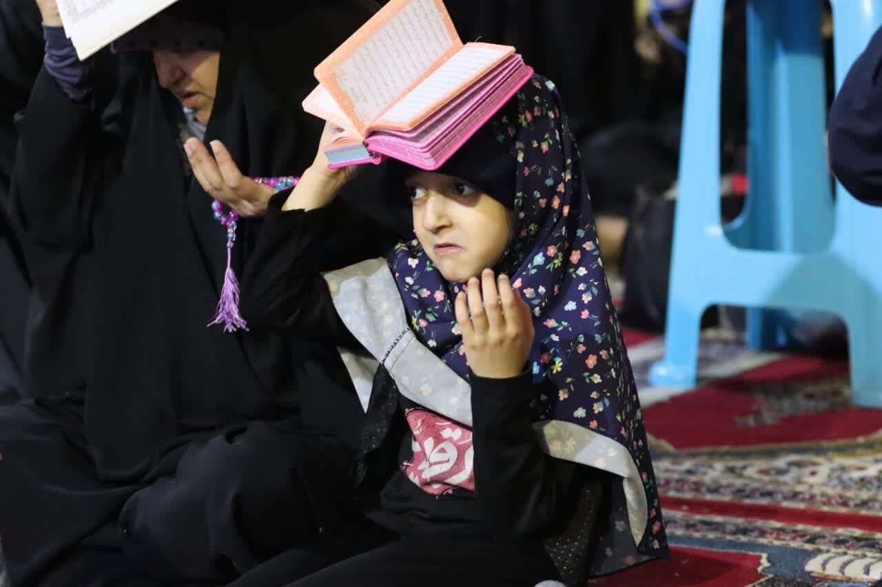 مشق بندگی دیار علویان در آخرین شب قدر نوروزی