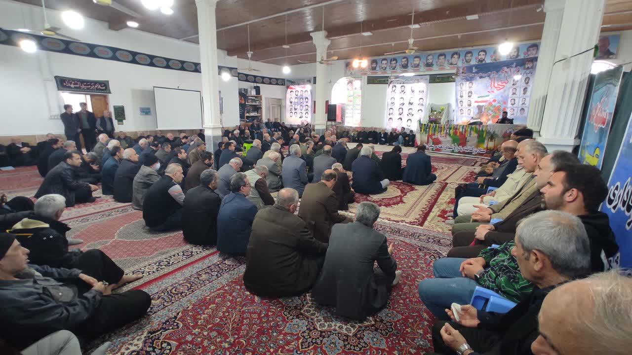 همیشه نفوذیها، سیاسی نیستند