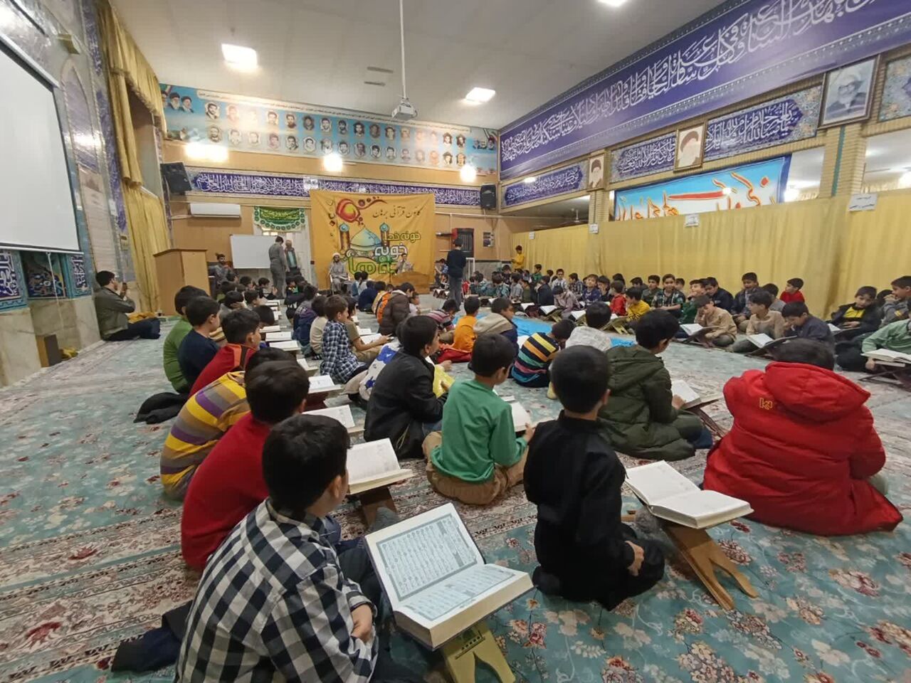 اولین اعتکاف دههنودیهای قرآنی در مشهد