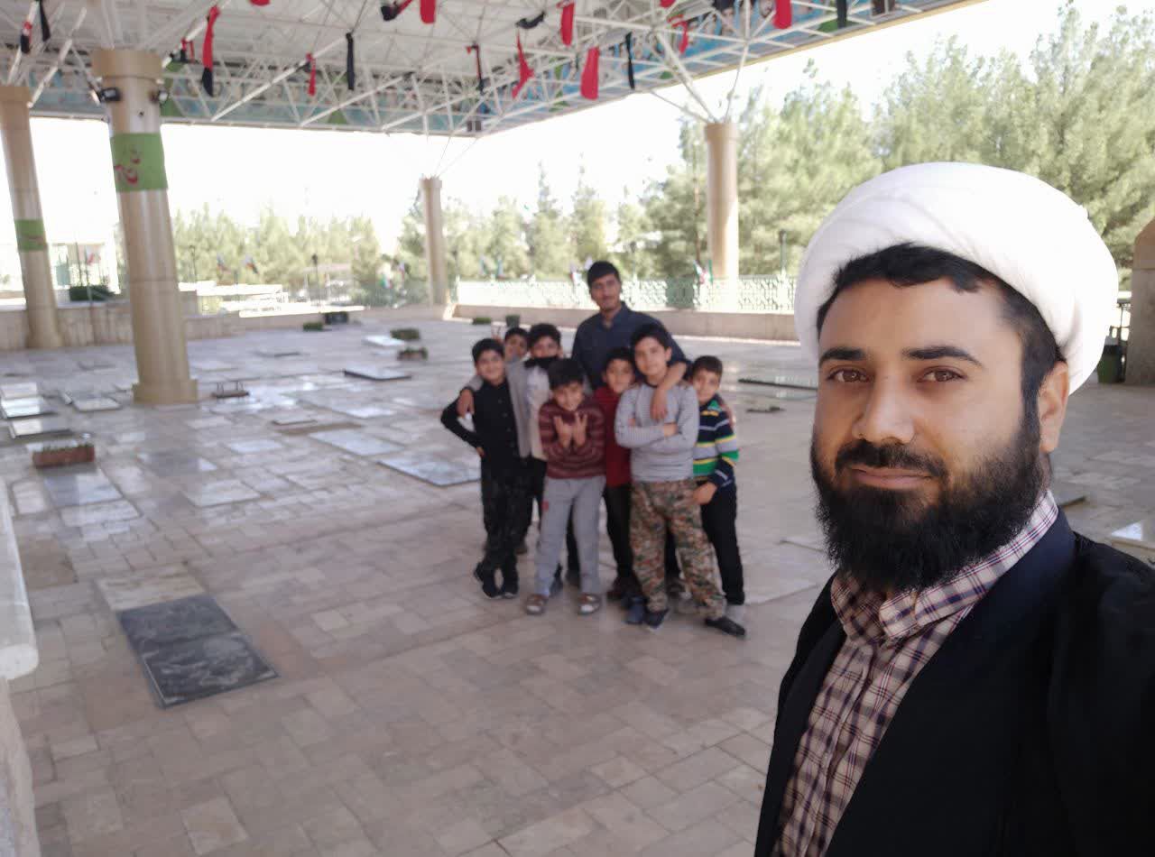 از تبلیغ دین تا مشاوره های اقتصادی طلبه ای جهادگر بیرجندی