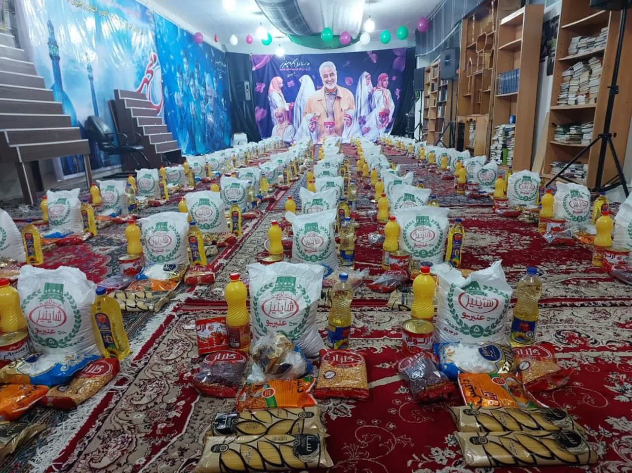 تویع ۹۰بسته معیشتی بین خانوادههای کم بضاعت در کرمانشاه