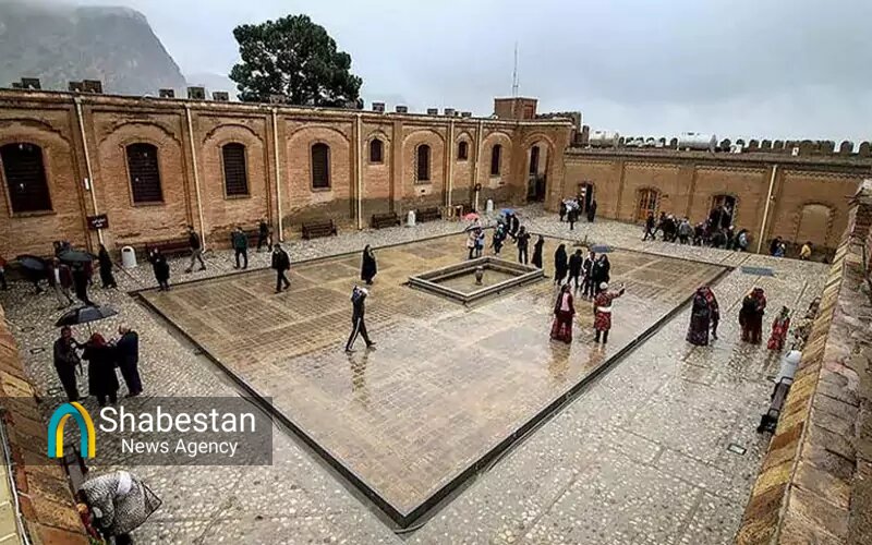 قلعه فلکالافلاک خرمآباد؛ از محبوبترین جاذبههای گردشگری ایران