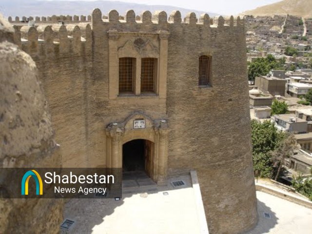 قلعه فلکالافلاک خرمآباد؛ از محبوبترین جاذبههای گردشگری ایران