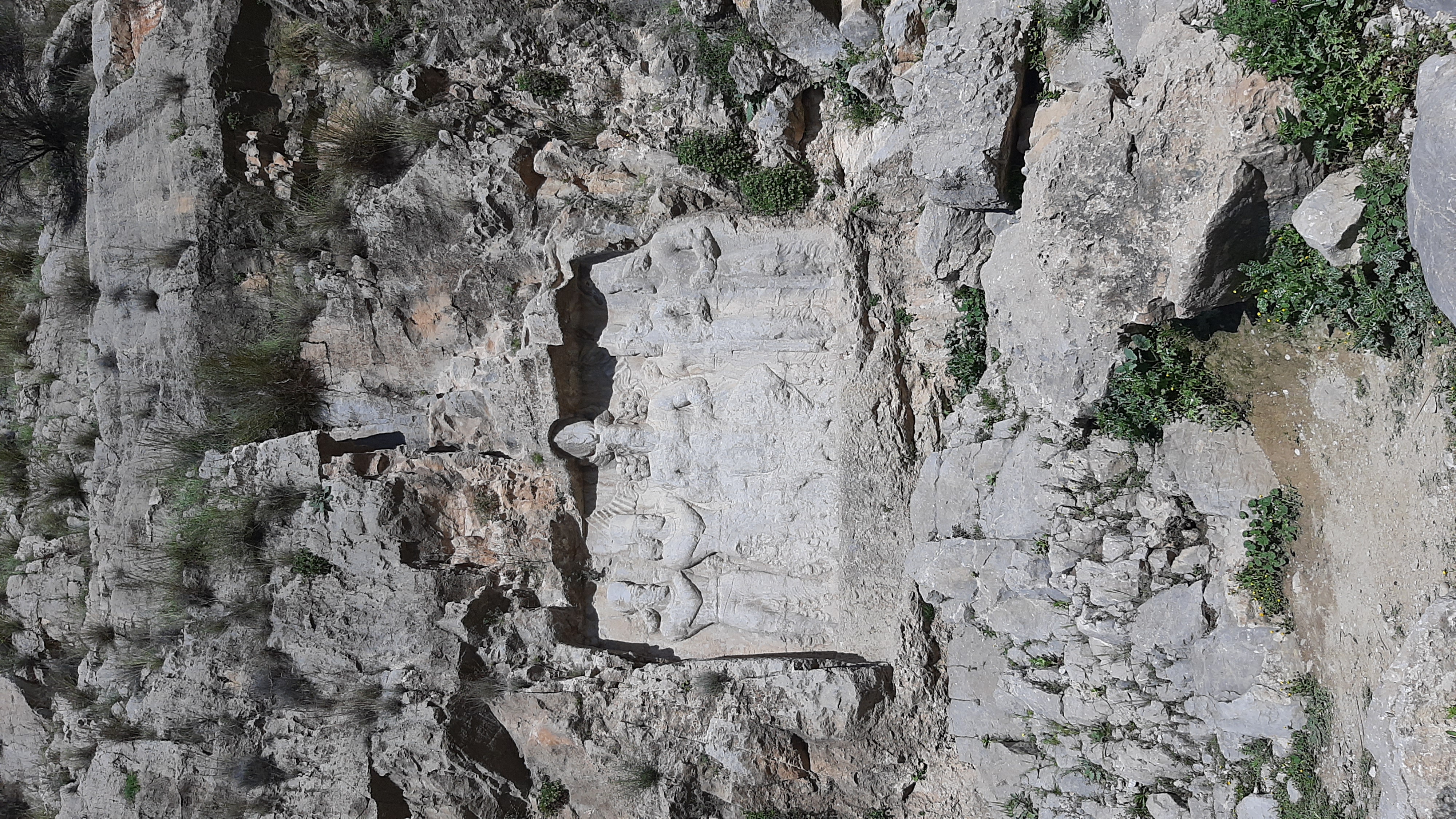 نقش برجسته سرآب بهرام؛ سند سنگی تاریخی از دوران ساسانی در غرب فارس