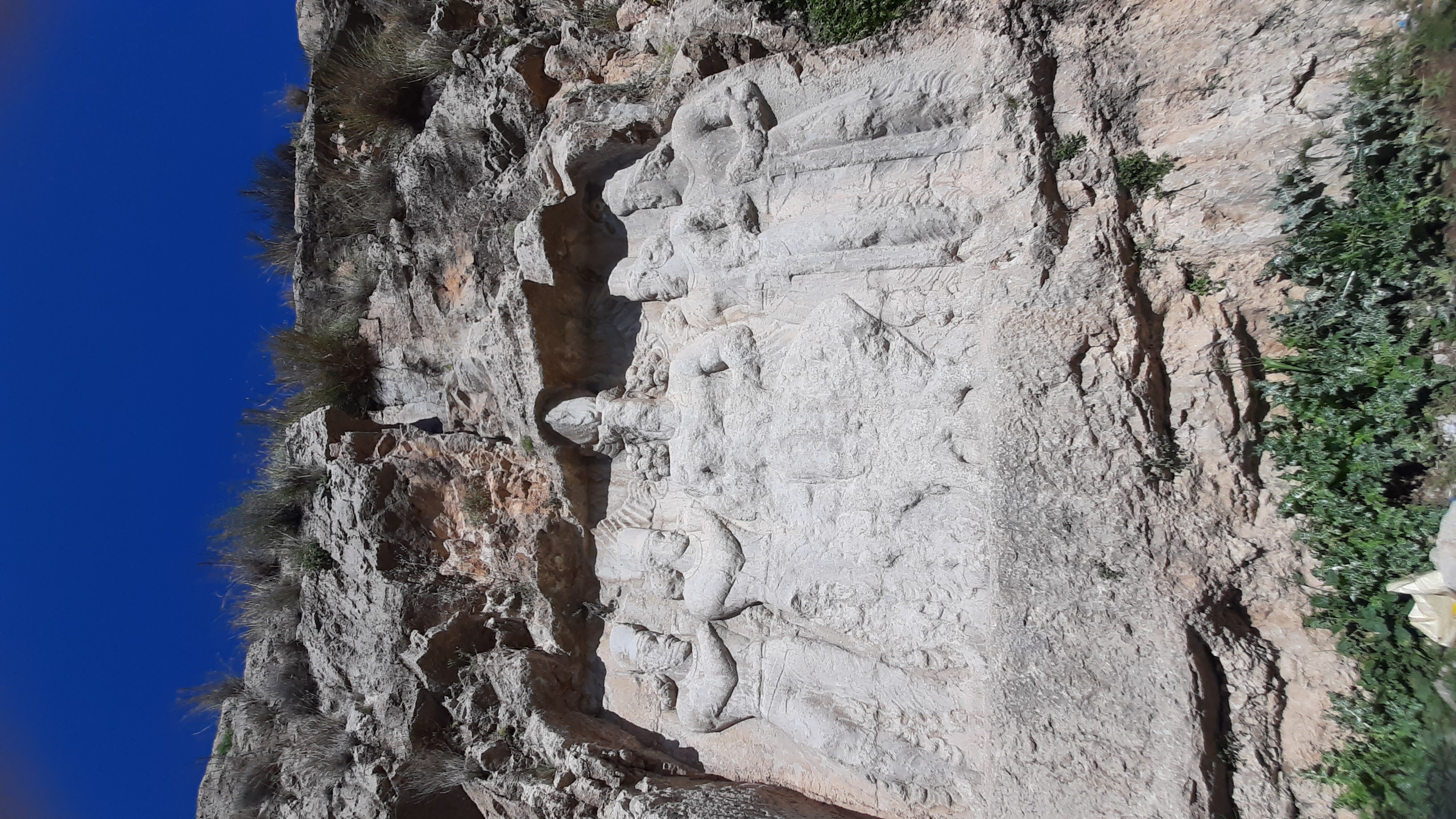 نقش برجسته سرآب بهرام؛ سند سنگی تاریخی از دوران ساسانی در غرب فارس