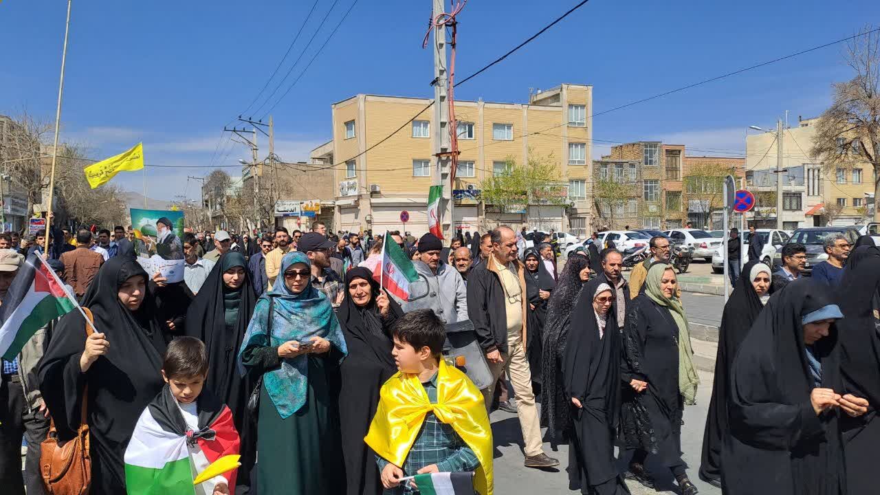 راهپیمایی روز جهانی قدس با حضور گسترده روزهداران در ۱۰۰ نقطه استان مرکزی