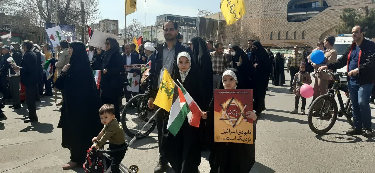 بچه مسجدیها پای کار انقلاب و گوش به فرمان ولی