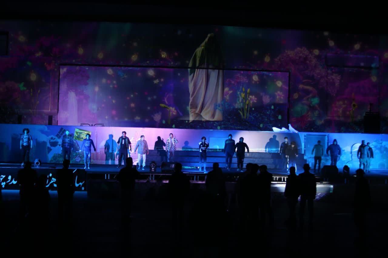 از تئاتر و سرود و نقالی تا هوای زیارت و جشنواره نورنما