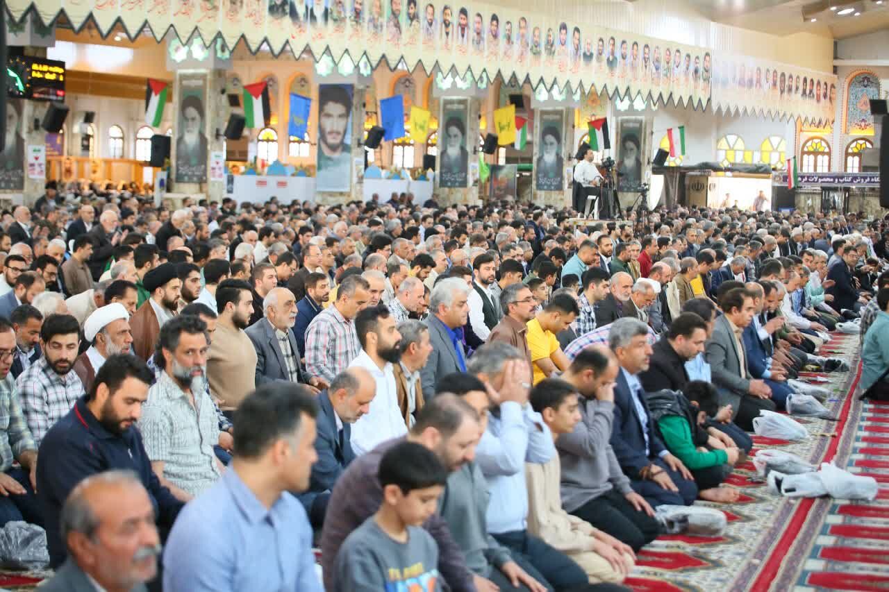 برکت حضور و تبعیت از ولایت زمینهساز پیروزی قطعی است