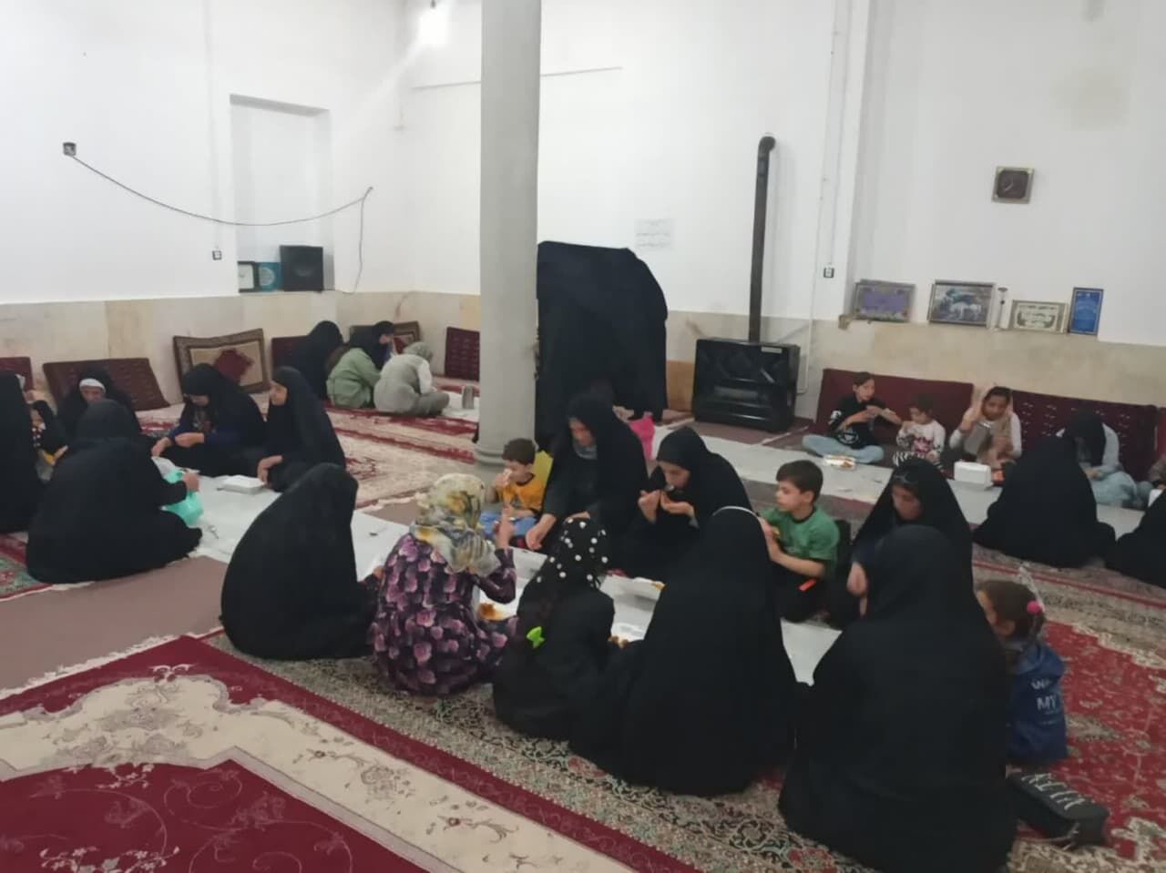 آخرین افطاری رمضان، تجدید عهد با ارزشهای همبستگی است