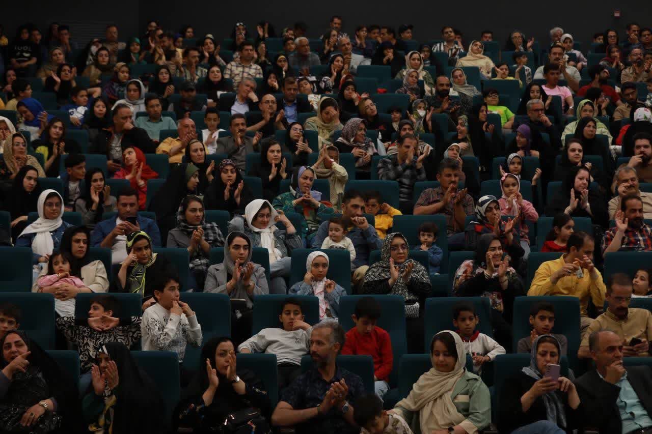 «عیدانه شهر خدا» با محوریت حمایت از طبیعت در کاشان اجرا شد