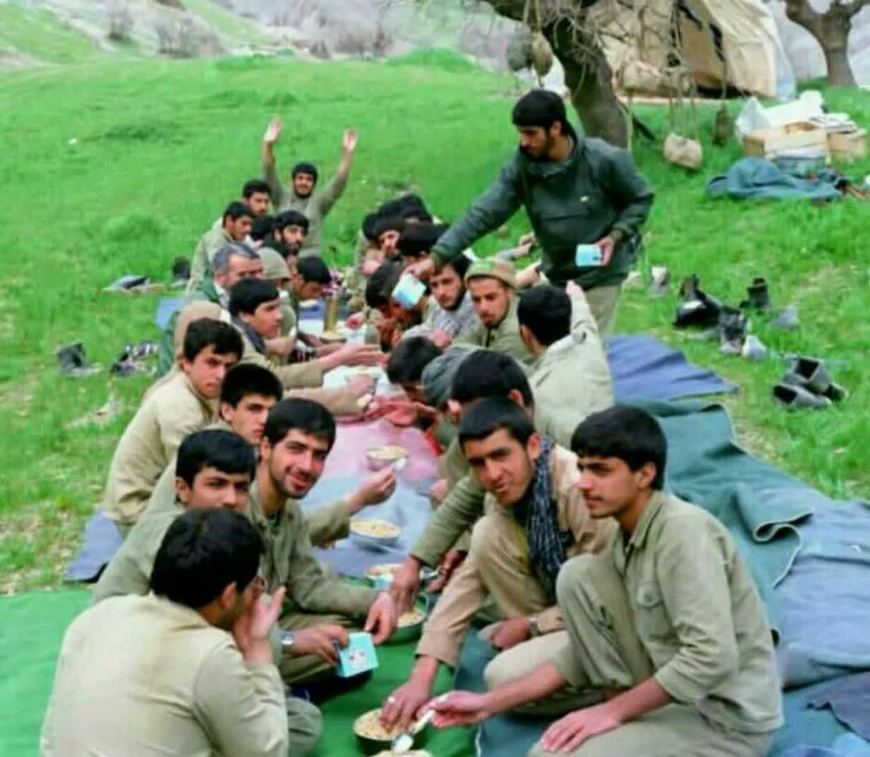 آرزوهای سبز؛ گرهخورده به مفاهیم والا، یاد شهدا و ظهور مولا