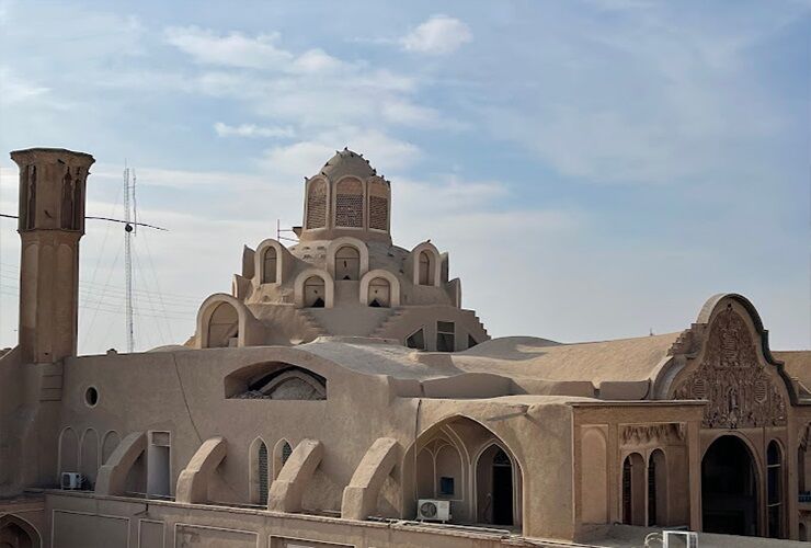 کاشان، بهشت گردشگران نوروزی؛ نیم میلیون نفر در آغوش تاریخ و هنر