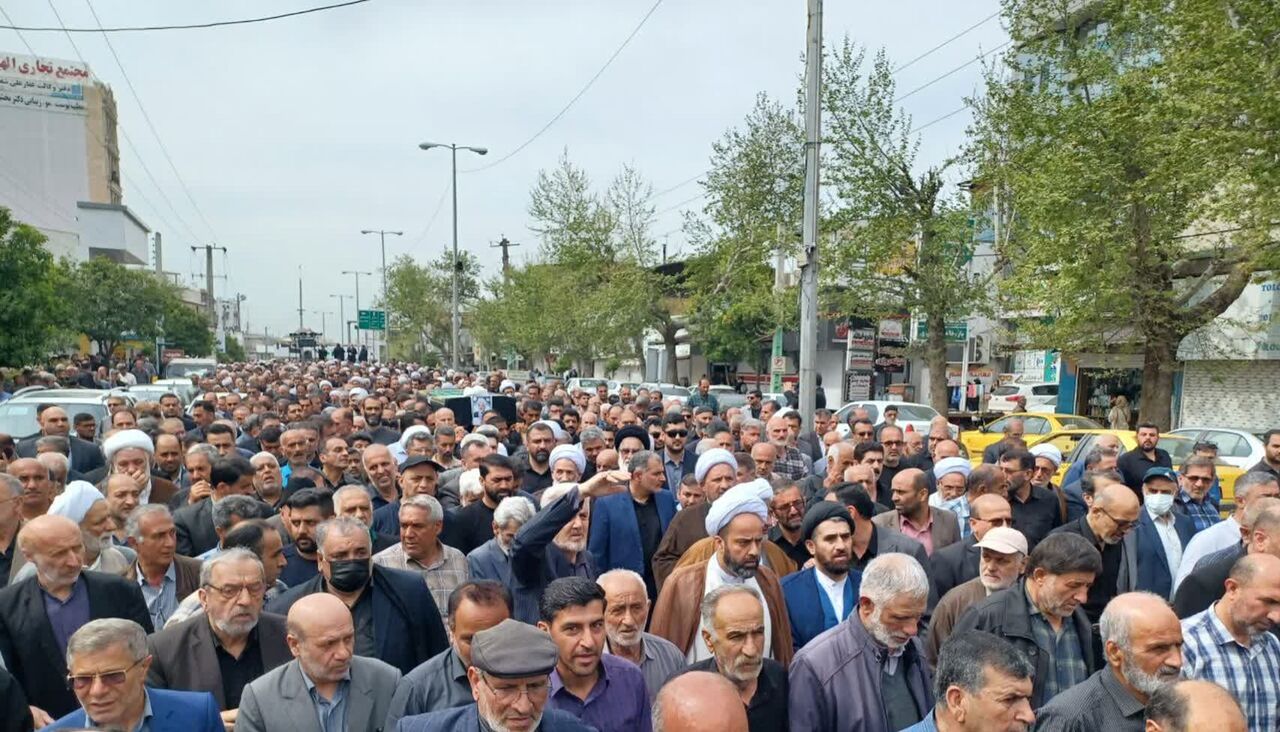 پیکر حجت الاسلام والمسلمین محمدعلی محمدی لائینی در نکا تشییع شد