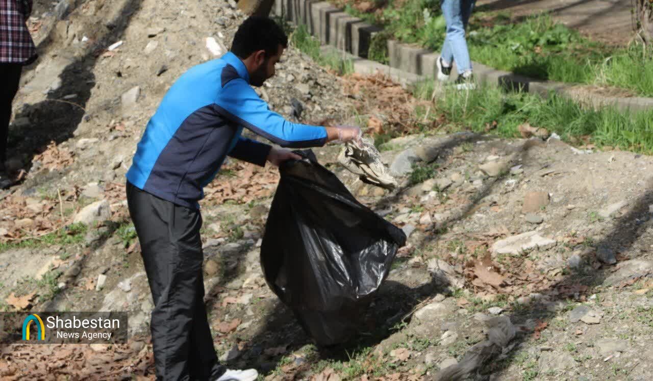 برگزاری پویش محیط‌زیستی "یک، دو، سه، طبیعت" برای پاکسازی رودخانه عنبران در طرقبه شاندیز