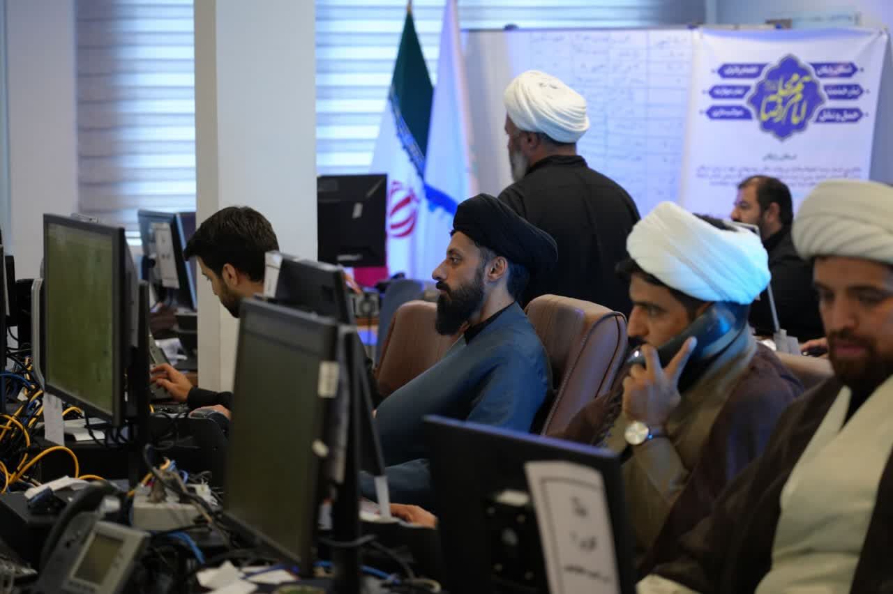 تجلی فرهنگ میزبانی بچههای مسجدی از زائران امام رئوف(ع)