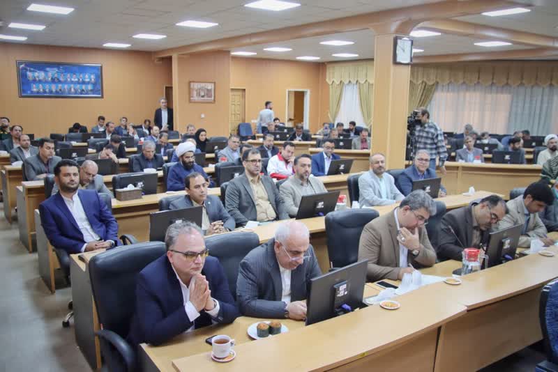 مسئولان استان سمنان سیره حکومتی امام علی(ع) را سرلوحه کار خود قرار دهند