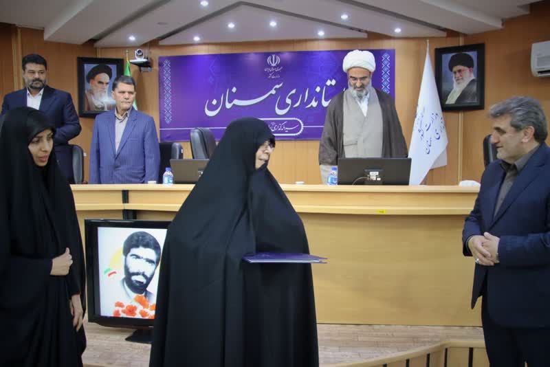 مسئولان استان سمنان سیره حکومتی امام علی(ع) را سرلوحه کار خود قرار دهند