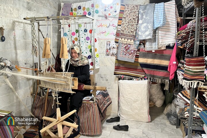 گره به گره؛ روایت زندگی و هنرِ زنان جاجیم‌باف زیارت