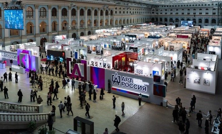 ۶۰ تابلو از هنرمندان ایرانی در روسیه به نمایش درآمد
