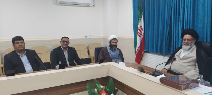 کارها و فعالیت‌های مساجد و کانون‌ها نباید در حد شعار باقی بماند