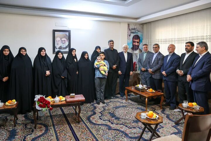 دیدار عارف با خانواده «بنّای عارف»