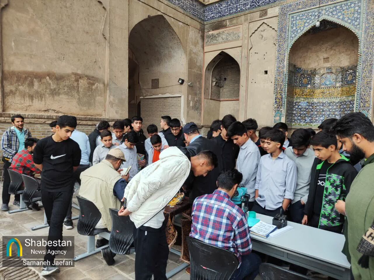 برگزاری مراسم «شرف الشمس» در مشهد