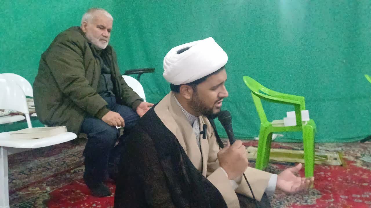 مدیر کانون فرهنگی هنری شهید گلمحمدی اراک میهمان برنامه چمران/ جذب جوانان به مساجد از اولویت‌های کانون‌های مساجد است