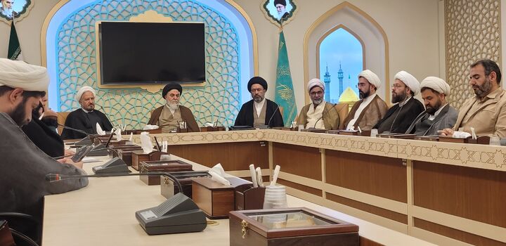 آغاز سلسله نشست‌های ستاد دهه کرامت کشور از مسجد مقدس جمکران