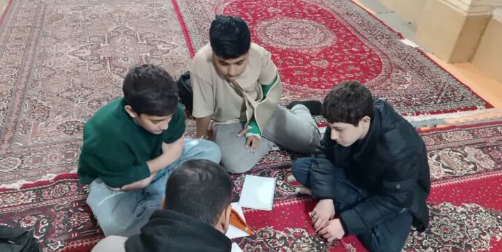 مسجد ولی‌عصر(عج) مکانی برای قرار علمی بچه‌ها