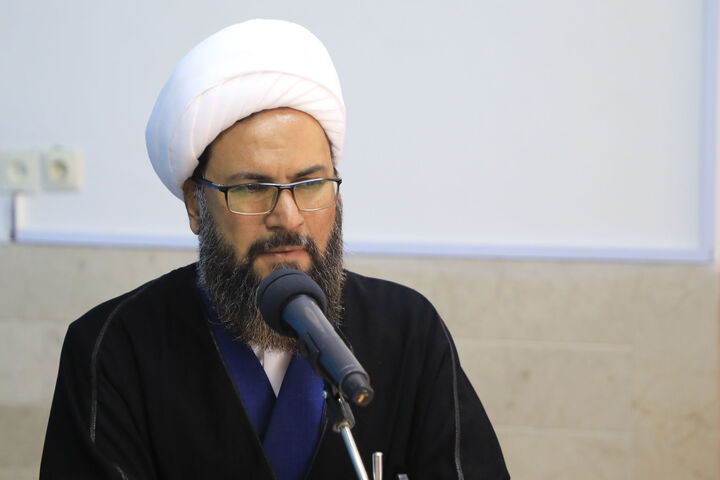 روحیه مقابله با ظلم در فرهنگ تاریخی ایران ریشه‌دار است