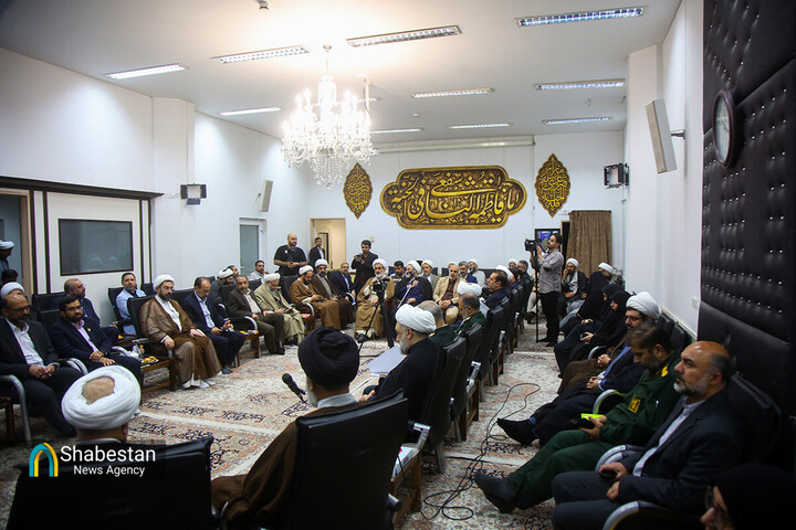 نشست ستاد ملی دهه کرامت باحضور نمایندگان اعتاب مقدسه ایران برگزار شد