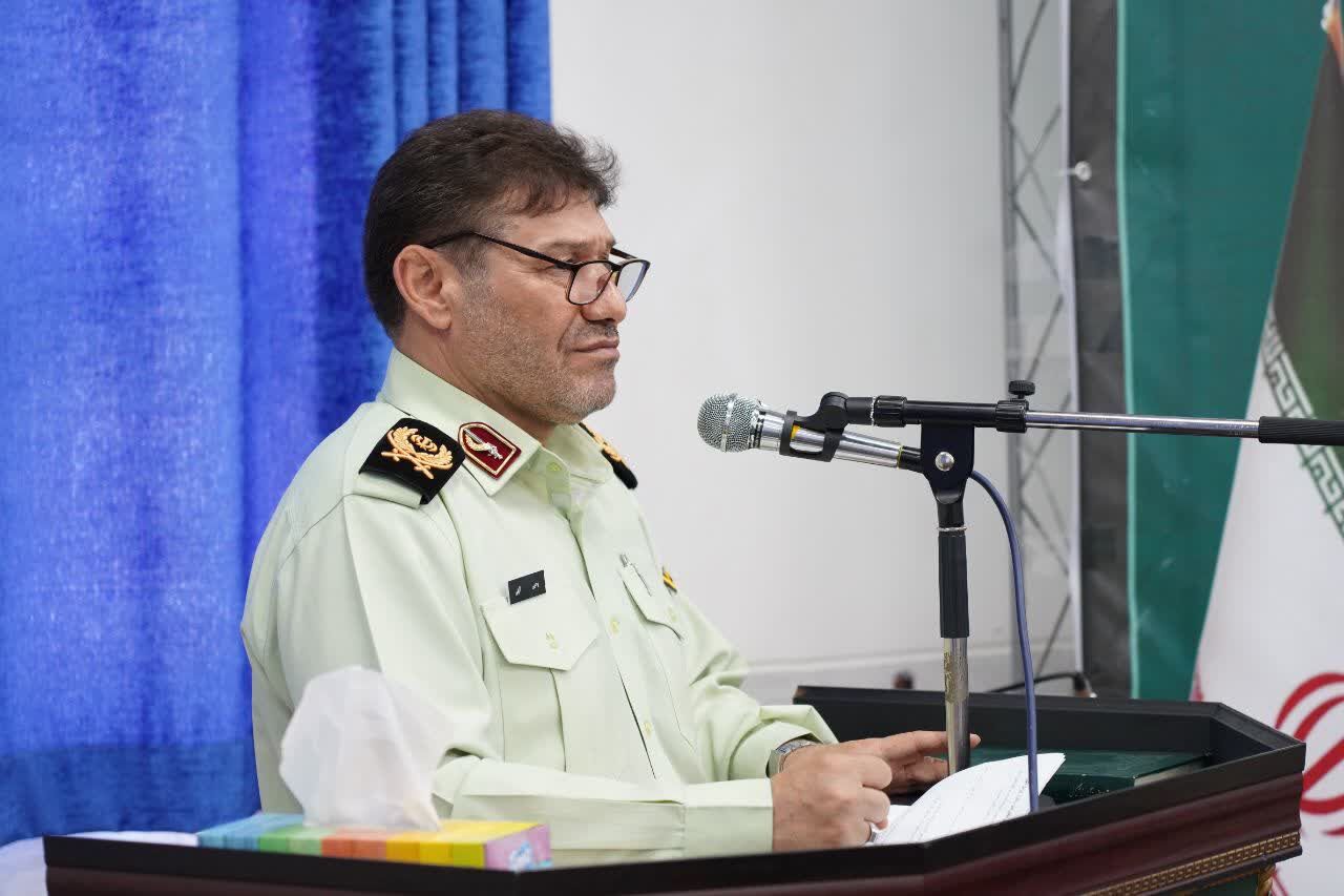 نیروی انتظامی حصار امن جامعه است