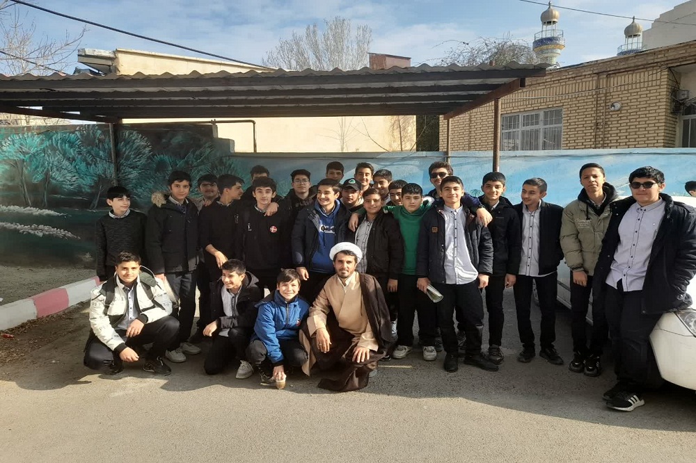 امام محلهای که محدود به مسجد نیست