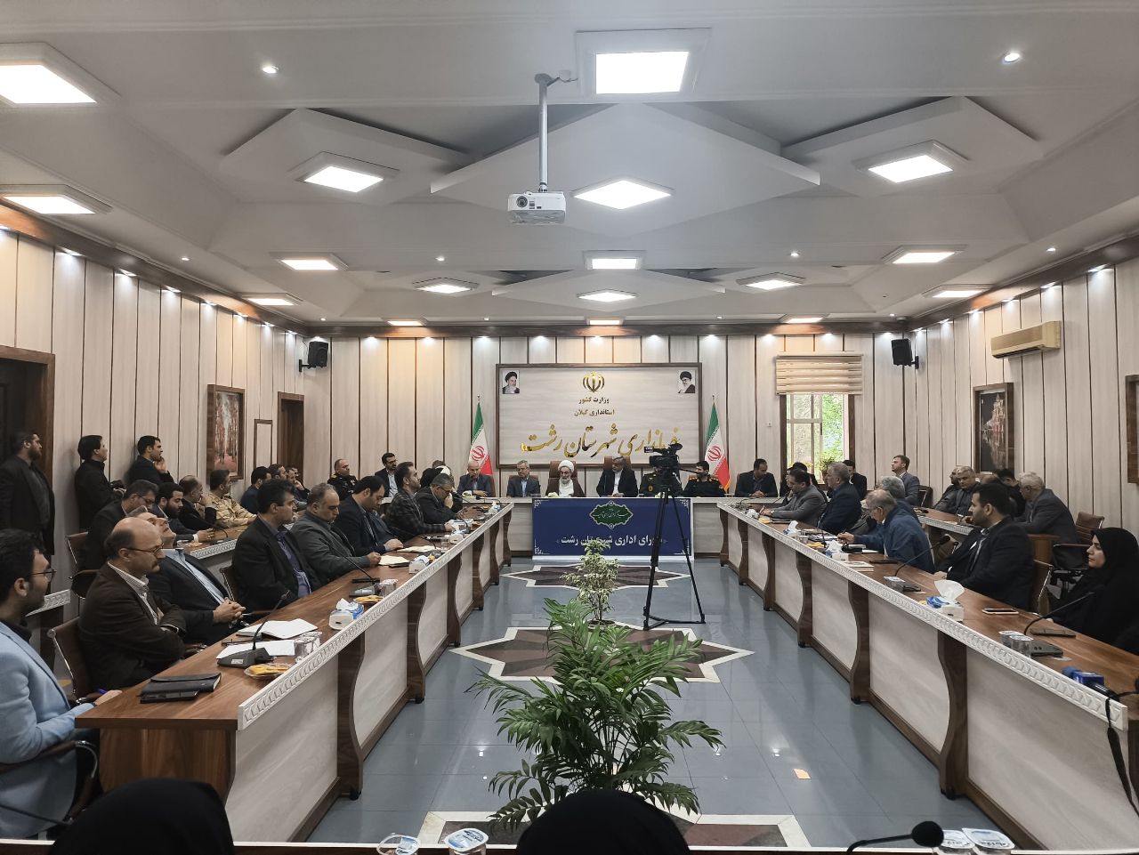 زمینه جذب سرمایه گذار در گیلان فراهم شود