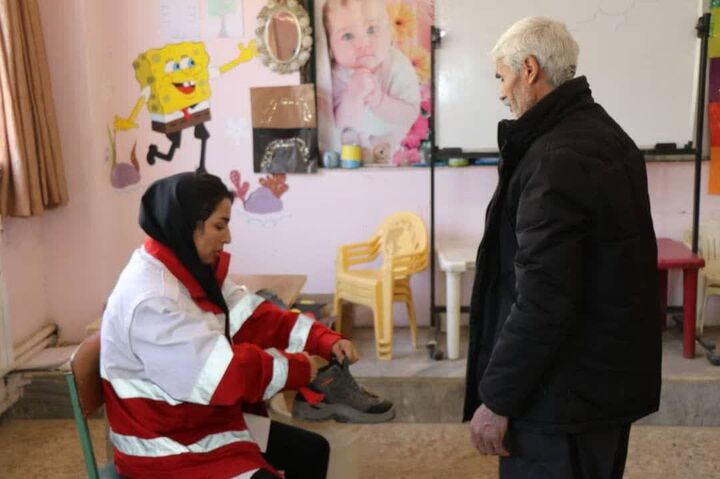 ارائه خدمات درمانی به بیش از ۱۱۸ هزار نفر توسط هلال احمر کردستان