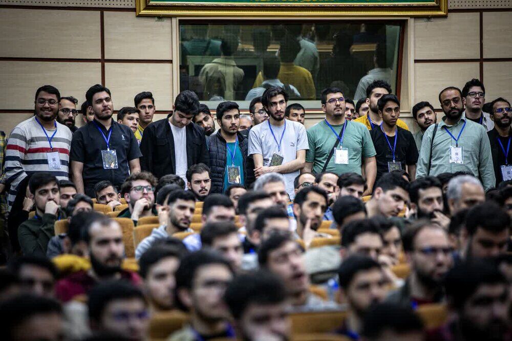 دورهمی ۱۰۰۰ نفری بچههای مسجدی در مشهد برای تولید آثار محرمی