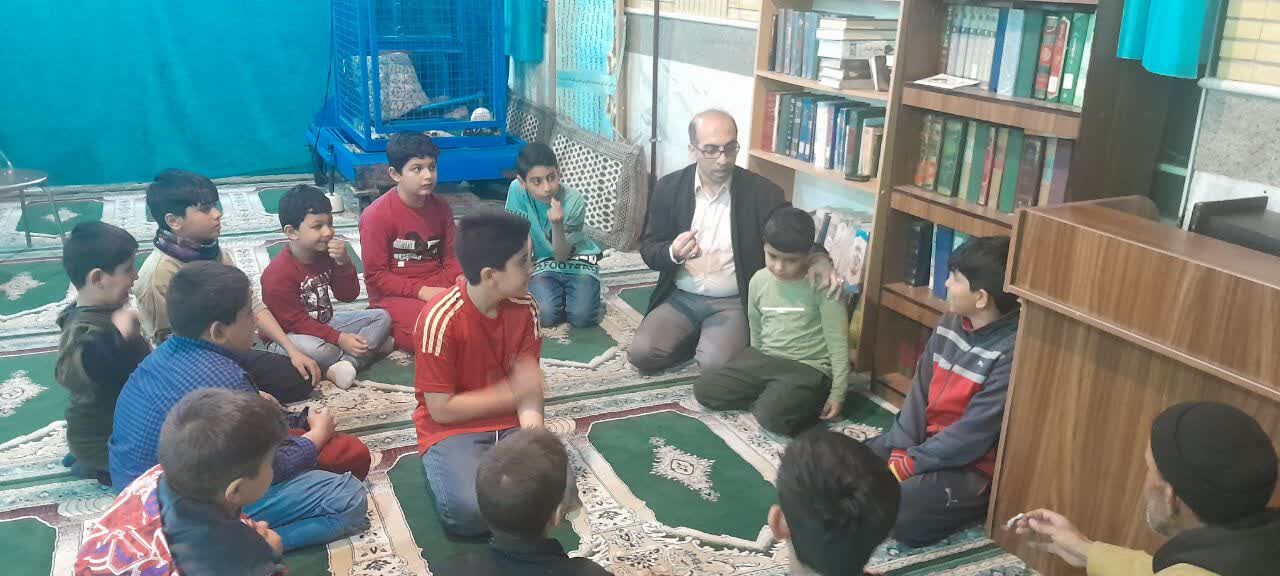 شب کودک و نوجوان در مسجد چهارده معصوم(ع) اراک برگزار شد