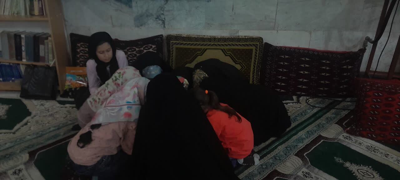 شب کودک و نوجوان در مسجد چهارده معصوم(ع) اراک برگزار شد