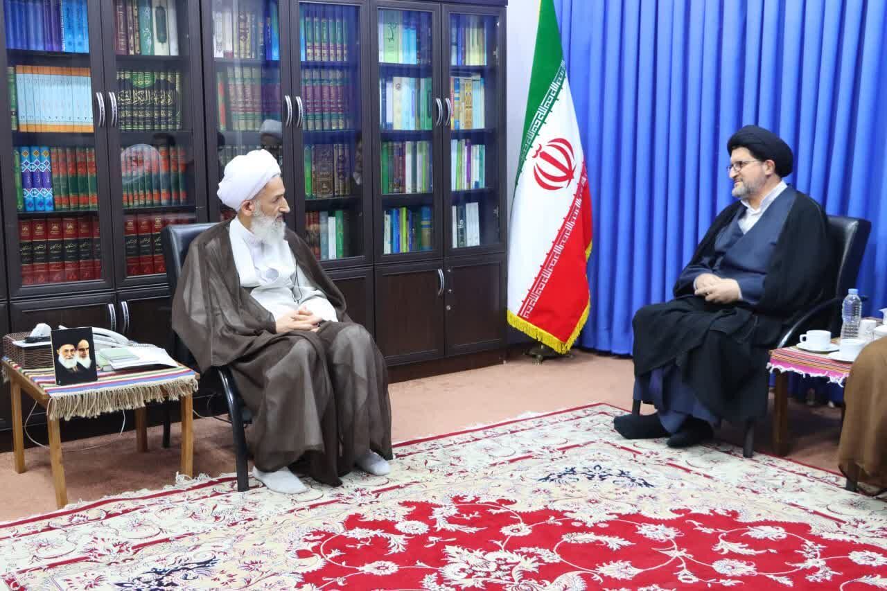 آبرو و سرمایه اجتماعی لباس روحانیت برای همه ما خط قرمز باشد