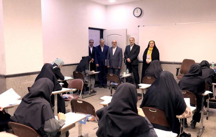 شرکت بیش از ۱۵ هزار فرهنگی در آزمون اعزام به مدارس خارج از کشور 