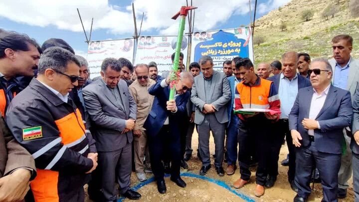 کلنگ‌زنی قطعه دوم پروژه تاکسیسه به مورزرد زیلایی با حضور استاندار کهگیلویه و بویراحمد
