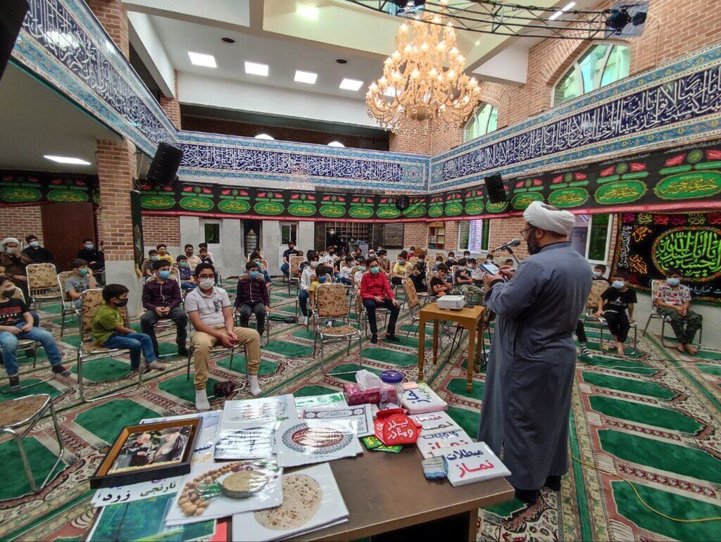 نقشی که امام جماعت در پیوند نسل نو با مسجد ایفا میکند