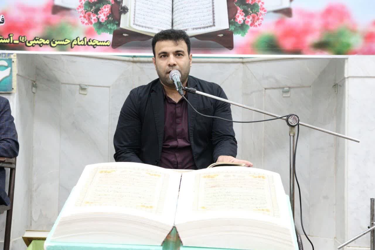 احیای سنت تجلیل از خادمان قرآن سرمحله آران و بیدگل پس از ۸ سال