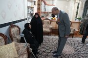 دیدار استاندار کرمانشاه از خانواده‌های شهیدان والامقام نوری و حیدریان
